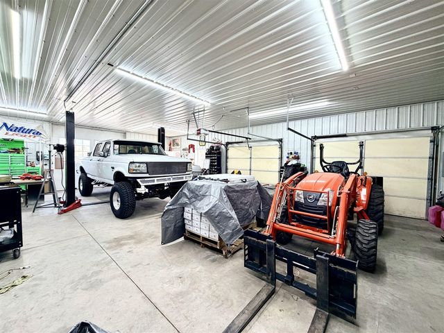 8225 E Sternberg Road, Nunica, MI 49448