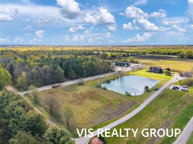 8225 E Sternberg Road, Nunica, MI 49448