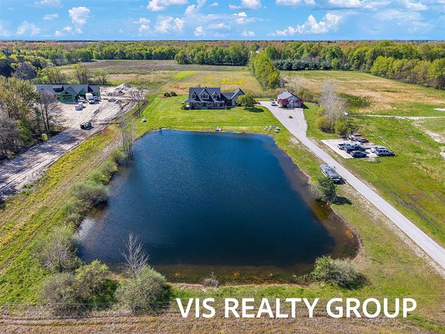 8225 E Sternberg Road, Nunica, MI 49448