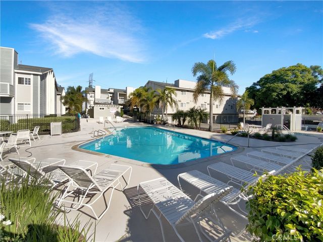 777 S Citrus 232, Azusa, CA 91702