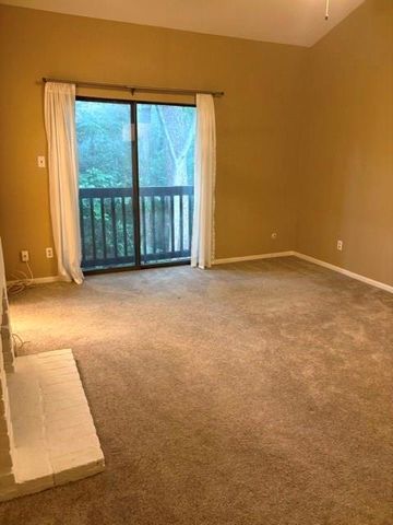 11711 Memorial Drive 563, Houston, TX 77024