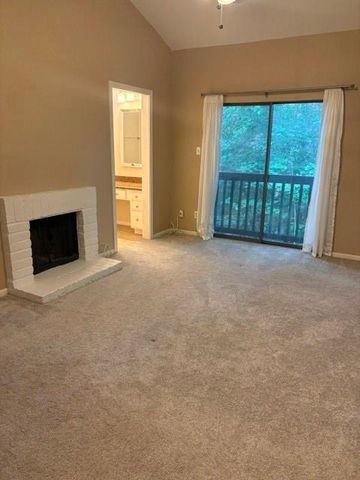 11711 Memorial Drive 563, Houston, TX 77024