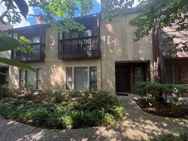 11711 Memorial Drive 563, Houston, TX 77024