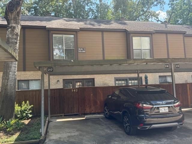 11711 Memorial Drive 563, Houston, TX 77024