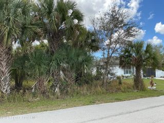 510 Gantry Street SW, Palm Bay, FL 32908