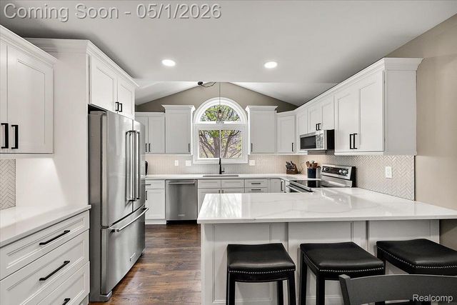 43316 Ashbury Drive, Novi, MI 48375