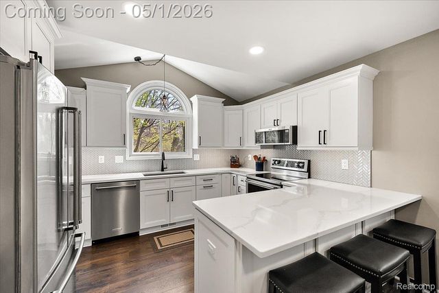 43316 Ashbury Drive, Novi, MI 48375
