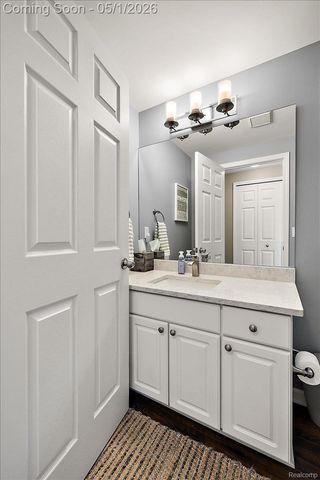 43316 Ashbury Drive, Novi, MI 48375