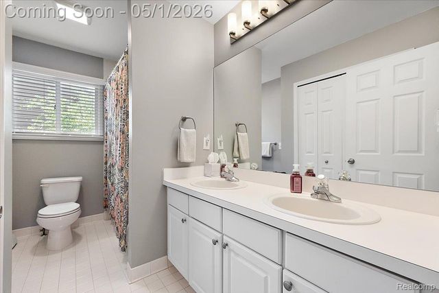 43316 Ashbury Drive, Novi, MI 48375