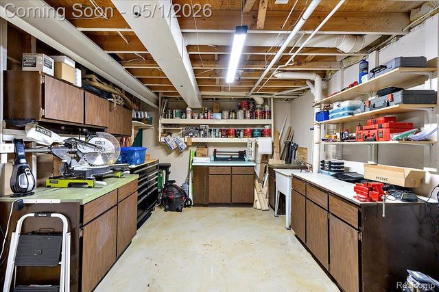 43316 Ashbury Drive, Novi, MI 48375