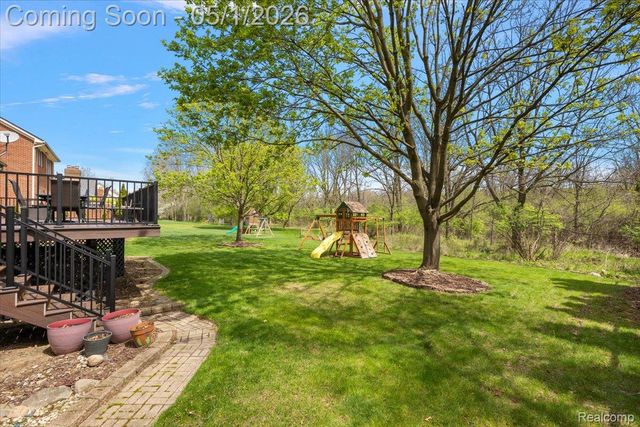 43316 Ashbury Drive, Novi, MI 48375