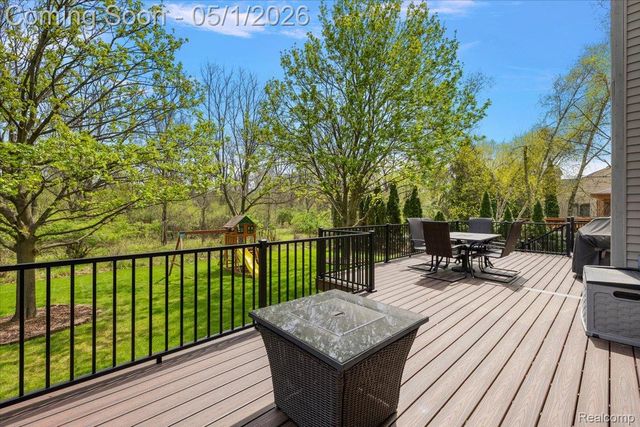 43316 Ashbury Drive, Novi, MI 48375