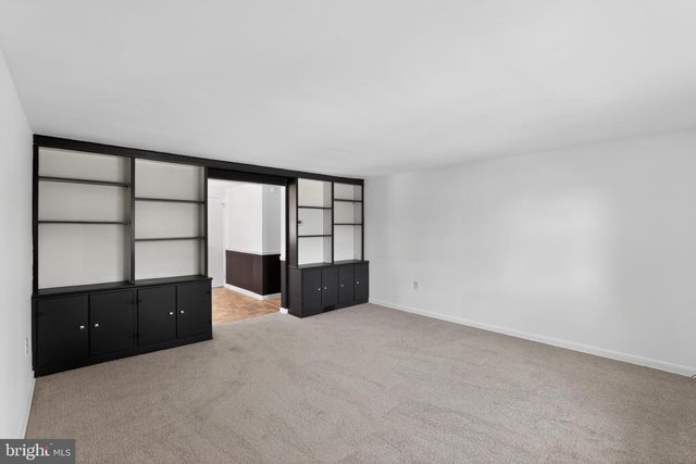 325 MANOR RD, Hatboro, PA 19040