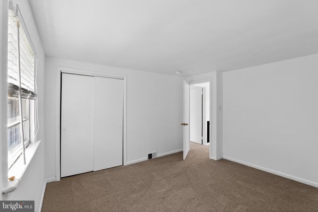 325 MANOR RD, Hatboro, PA 19040