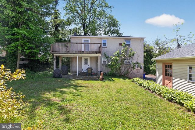 325 MANOR RD, Hatboro, PA 19040