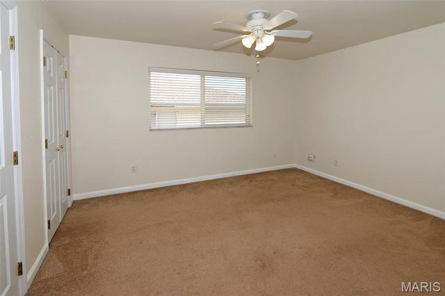 10017 Chardin Way 3, St Louis, MO 63128