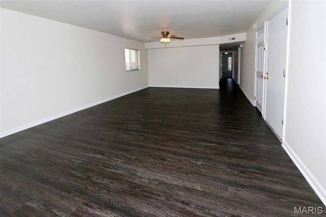 10017 Chardin Way 3, St Louis, MO 63128
