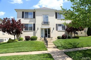 10017 Chardin Way 3, St Louis, MO 63128