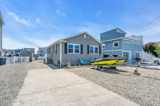 53 E Coral Drive, Brick, NJ 08723