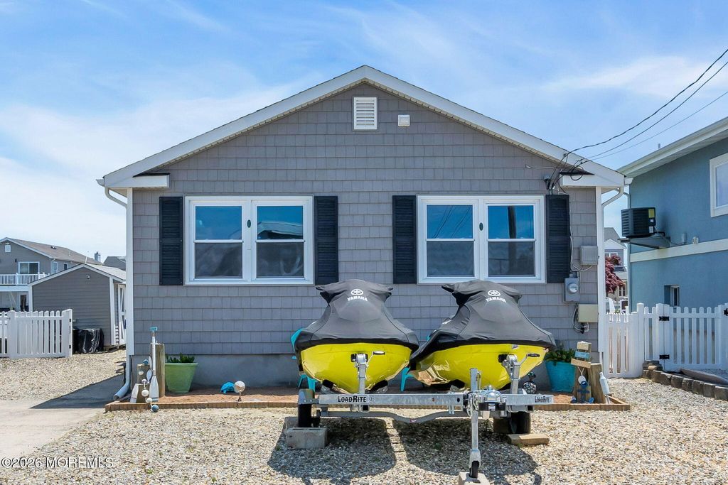 53 E Coral Drive, Brick, NJ 08723