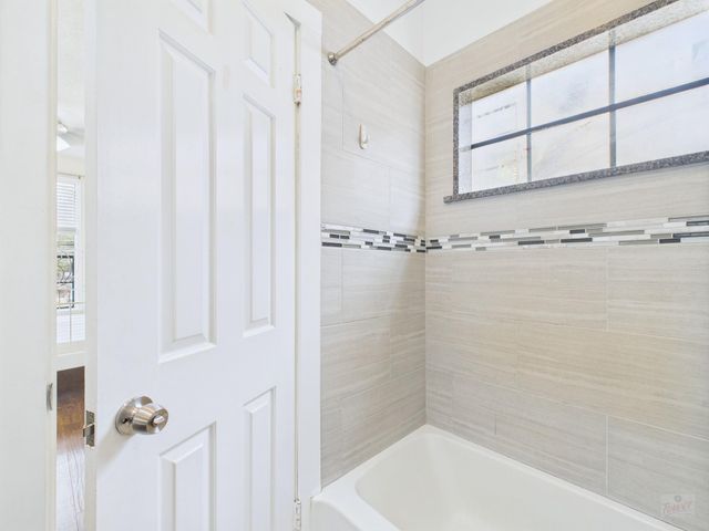 2300 Leon ST 205, Austin, TX 78705