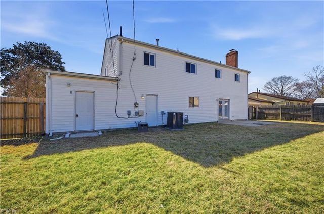 4624 Serapis LN, Virginia Beach, VA 23462