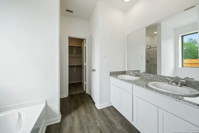 134 Ashley Loop, San Antonio, TX 78253