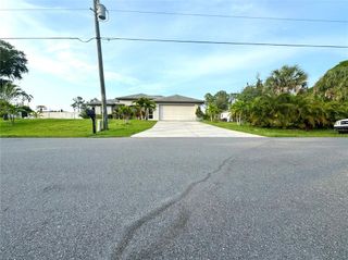 2760 CHIPLEY AVENUE, North Port, FL 34286