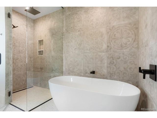 3929 W 24th Ave, Denver, CO 80212