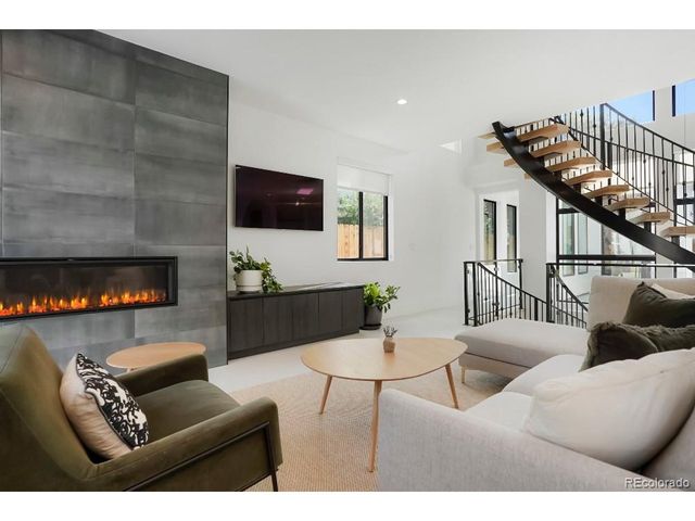 3929 W 24th Ave, Denver, CO 80212