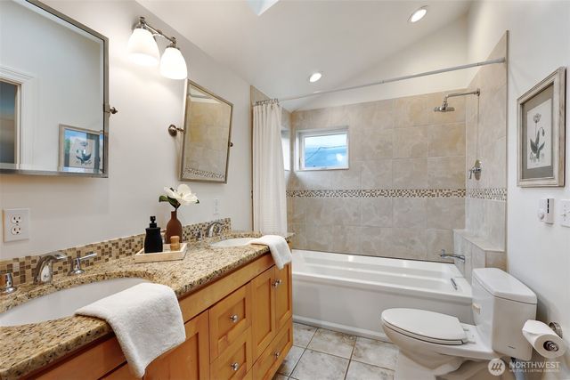 7738 Jones Avenue NW, Seattle, WA 98117