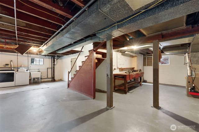 7738 Jones Avenue NW, Seattle, WA 98117