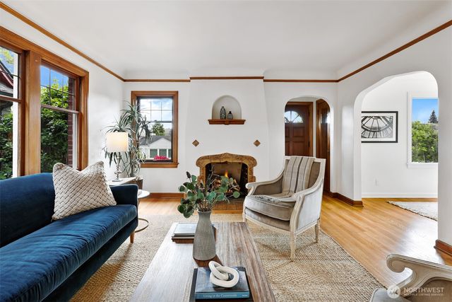 7738 Jones Avenue NW, Seattle, WA 98117