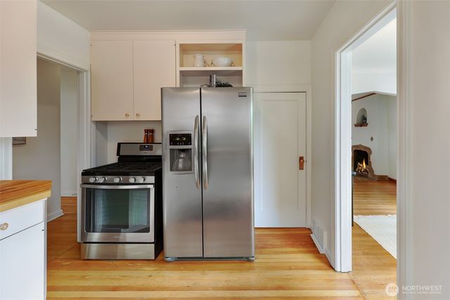 7738 Jones Avenue NW, Seattle, WA 98117
