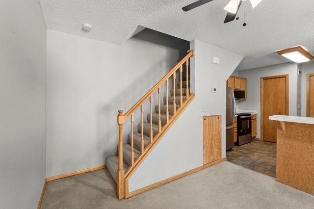 4026 Wilshire Circle 76, Shoreview, MN 55126