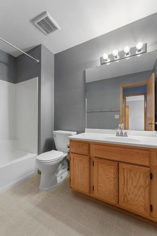 4026 Wilshire Circle 76, Shoreview, MN 55126