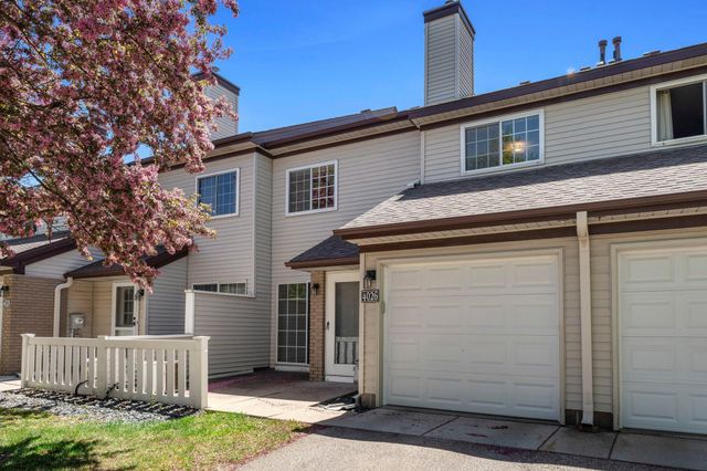 4026 Wilshire Circle 76, Shoreview, MN 55126