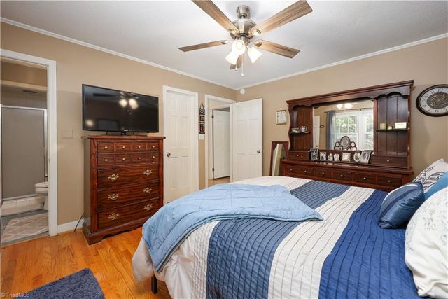 13 Mayflower Lane, Lexington, NC 27295