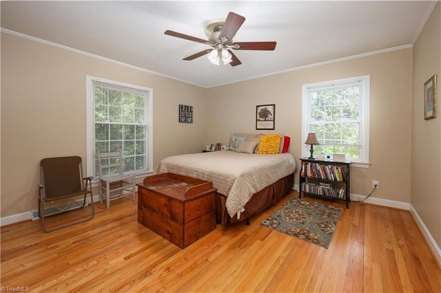 13 Mayflower Lane, Lexington, NC 27295