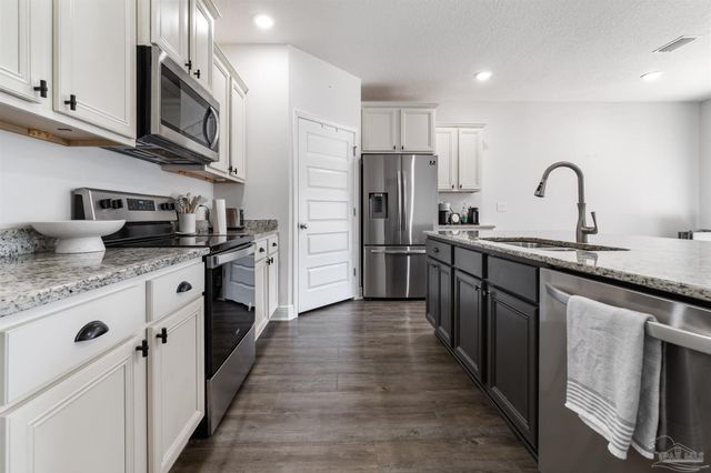 7979 Burnside Loop, Pensacola, FL 32526