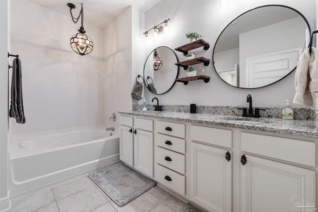 7979 Burnside Loop, Pensacola, FL 32526