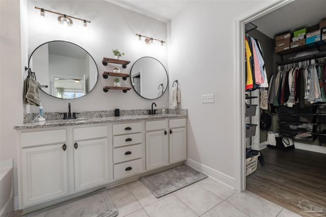 7979 Burnside Loop, Pensacola, FL 32526