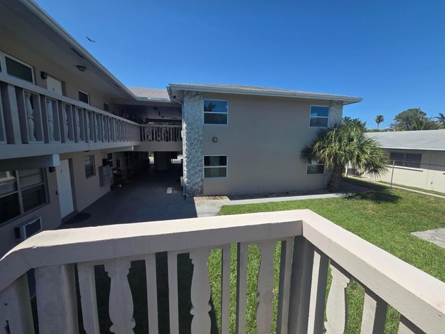 701 SE 15th Street 12, Fort Lauderdale, FL 33316