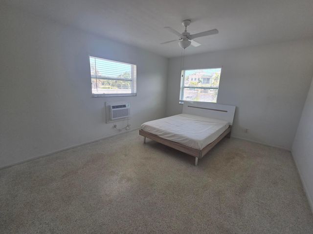 701 SE 15th Street 12, Fort Lauderdale, FL 33316