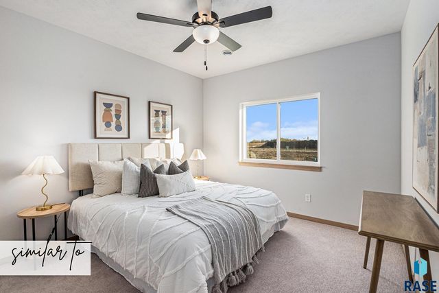 2317 E Jetty Pl Place, Sioux Falls, SD 57108