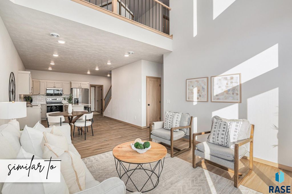 2317 E Jetty Pl Place, Sioux Falls, SD 57108