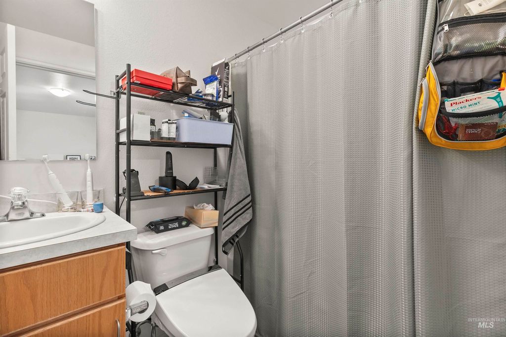 904 Vandal Dr. A-H, Moscow, ID 83843 photo 13