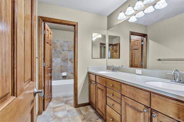 19642 E 63rd Drive, Aurora, CO 80019