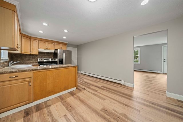 6 Nathans Way, Barnstable, MA 02655
