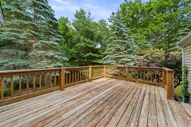 6 Nathans Way, Barnstable, MA 02655